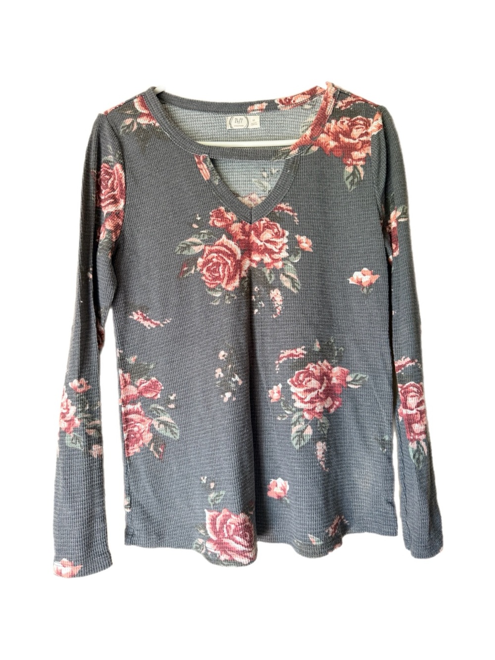 Maurices Charcoal Gray V-Neck Waffle Long Sleeve Top with Pink Rose Print